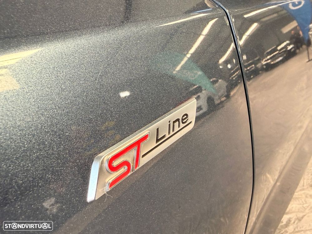 Ford Focus 1.5 TDCi ECOBlue ST-Line - 10