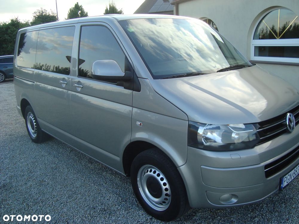 Volkswagen Transporter Caravelle Kurz Trendline - 2