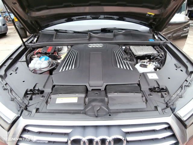 Audi Q7 - 50