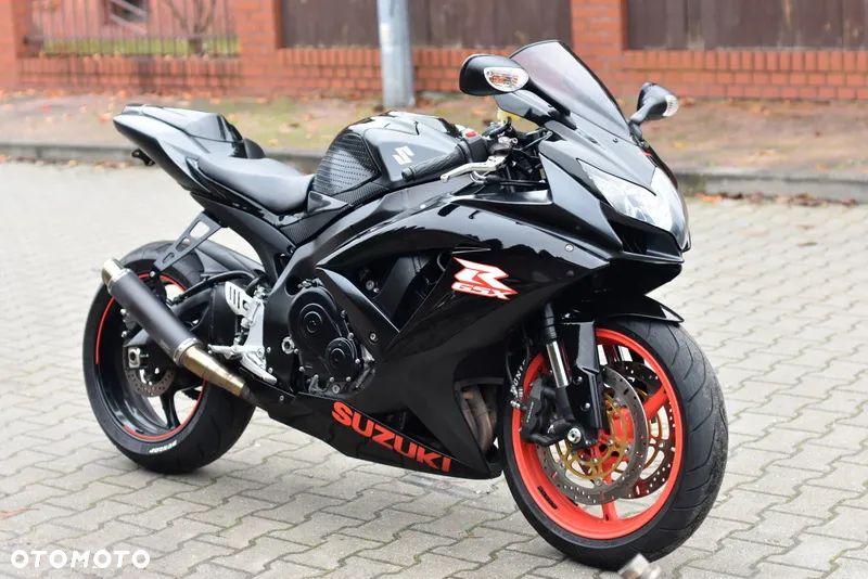 Suzuki GSX-R - 3