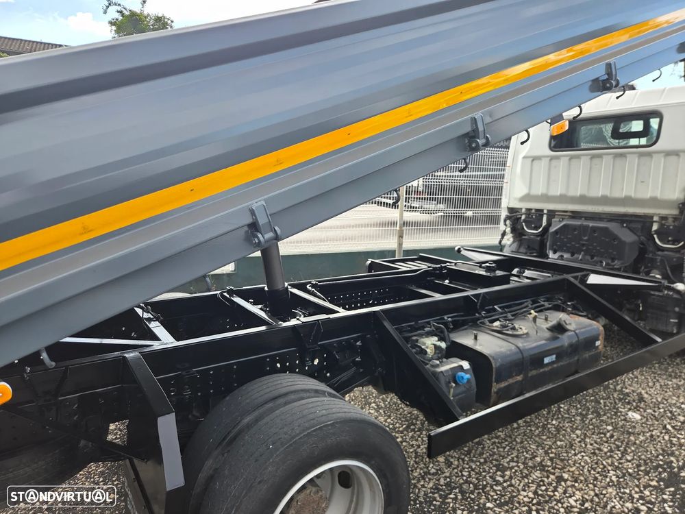 Mitsubishi Canter Fuso 7C15 - 8