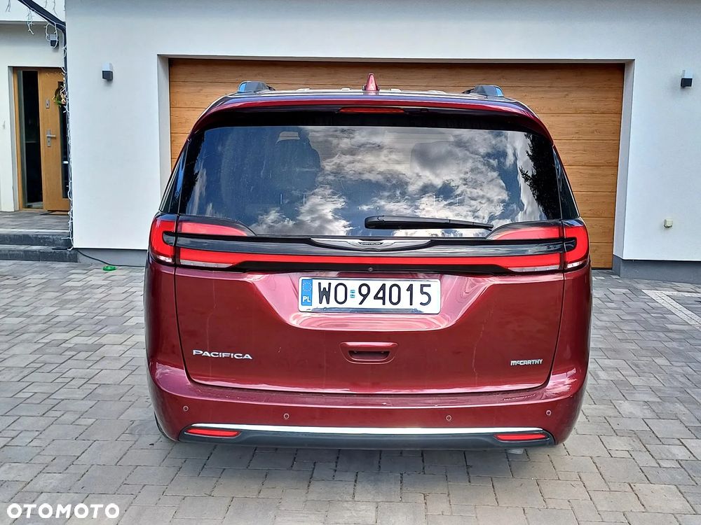 Chrysler Pacifica - 5