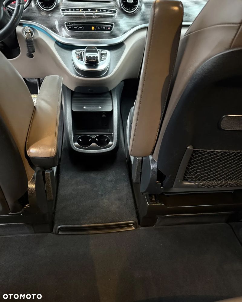 Mercedes-Benz Klasa V 300 d 4-Matic Avantgarde 9G-Tronic - 8