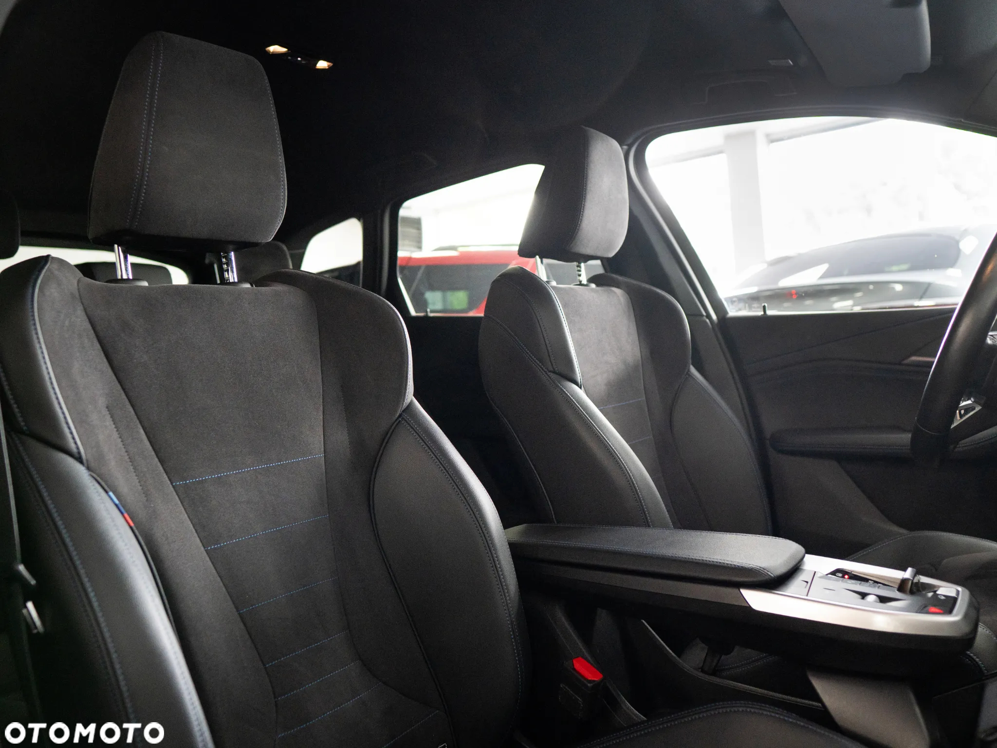BMW Seria 2 218i - 31