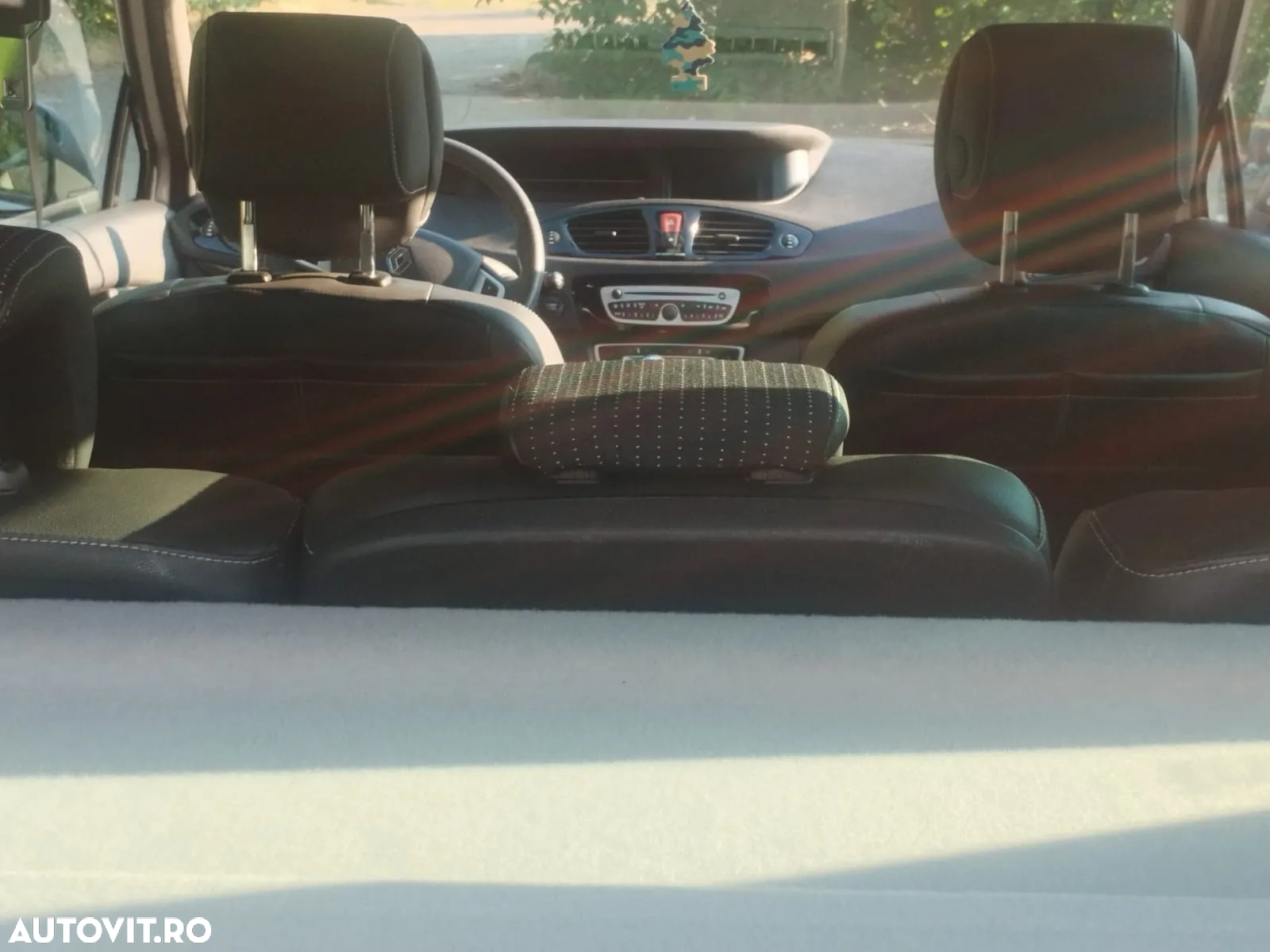 Renault Scenic TCe 130 Bose Edition - 11