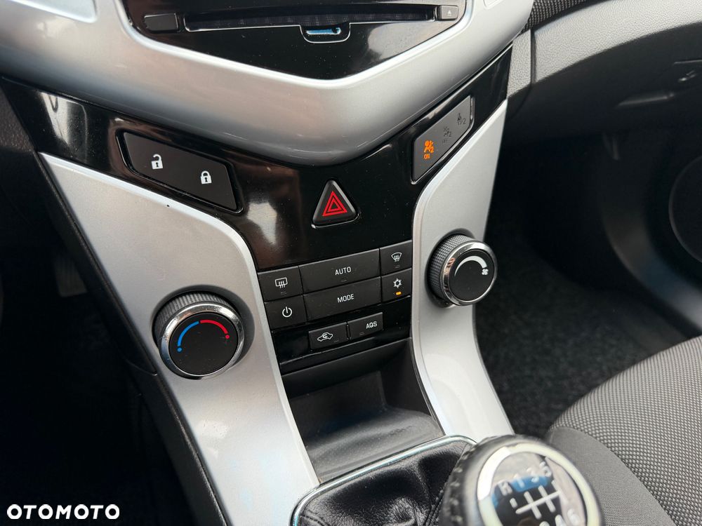 Chevrolet Cruze 1.4T LTZ - 19