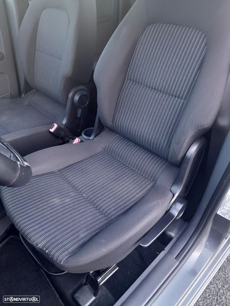 Mitsubishi Colt 1.1 Inform RCD/AC - 8