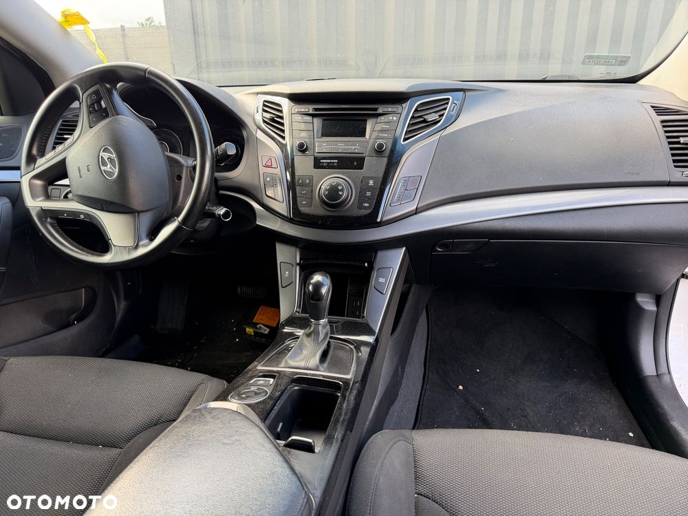 Hyundai i40 1.7 CRDi Classic DCT - 13