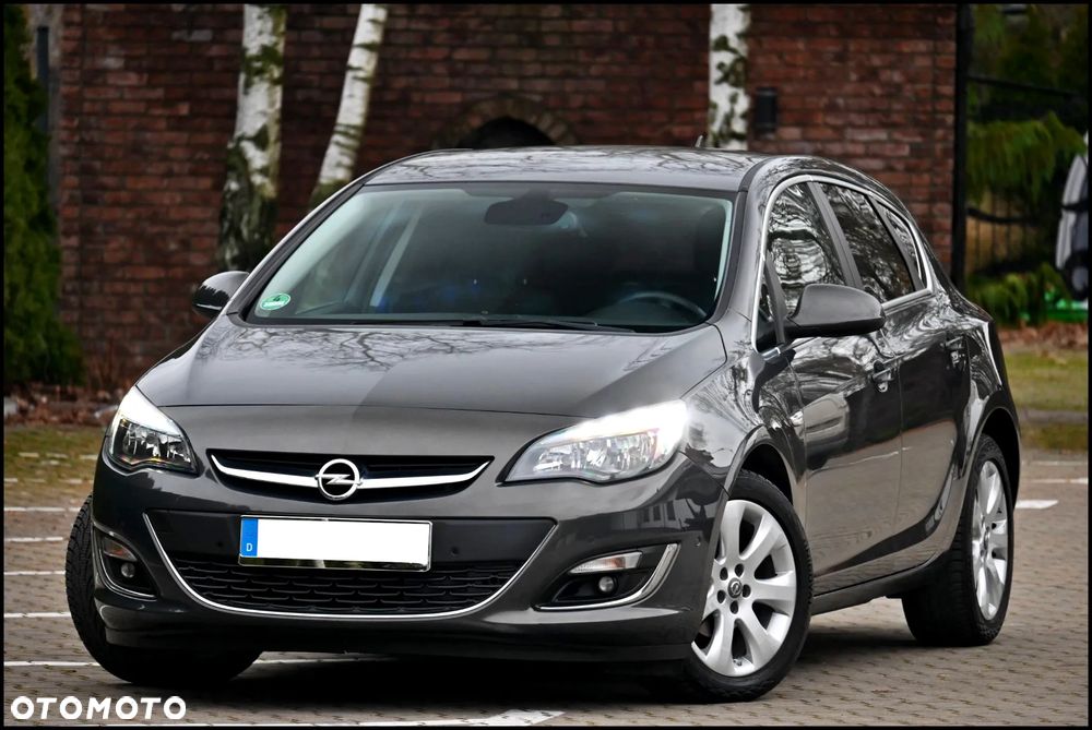 Opel Astra ver-1-4-turbo-cosmo - 1