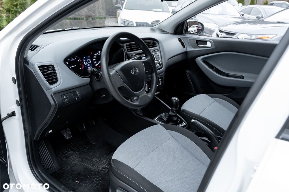 Hyundai i20 1.2 - 16