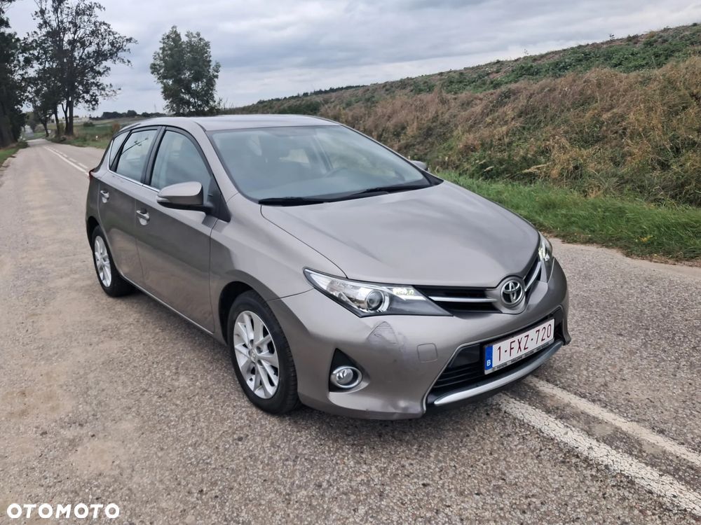 Toyota Auris 1.4 D-4D Active - 13