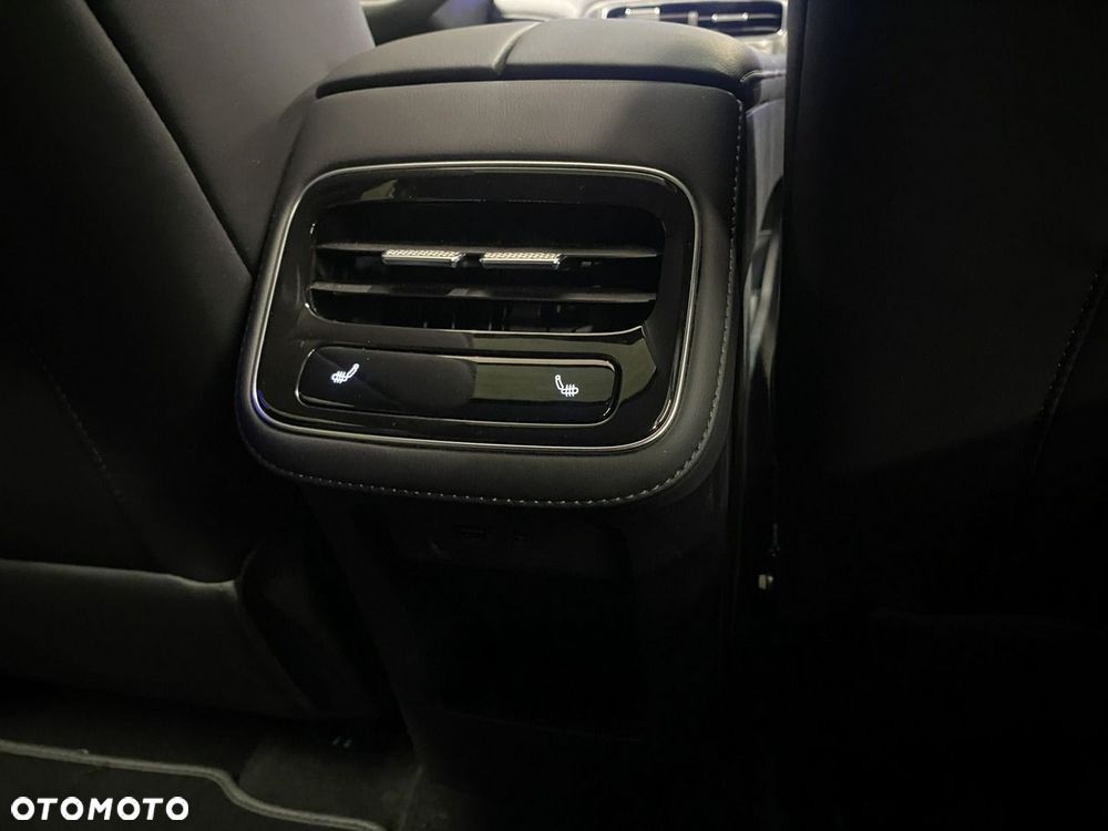 Chery Tiggo 8 1.5 T-GDI Super Hybrid Prestige DCT - 18