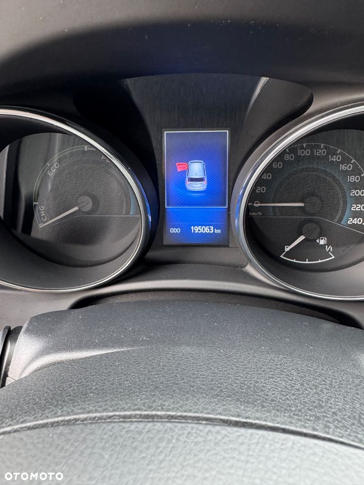 Toyota Auris - 13
