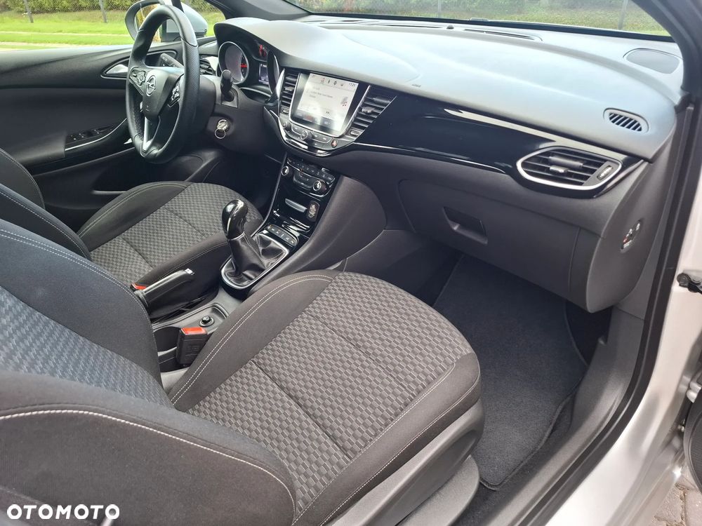 Opel Astra 1.4 Turbo Edition - 24