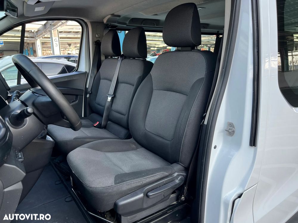 Renault Trafic 2.0 Blue dCi 110 S&S L2 8+1 Life - 10