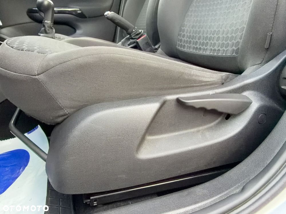 Opel Corsa - 13