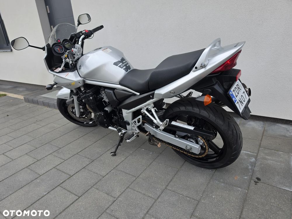Suzuki Bandit - 11