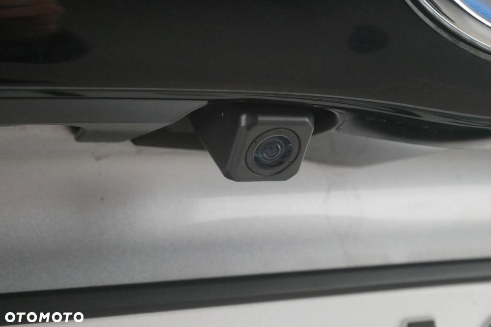 Toyota Yaris - 17