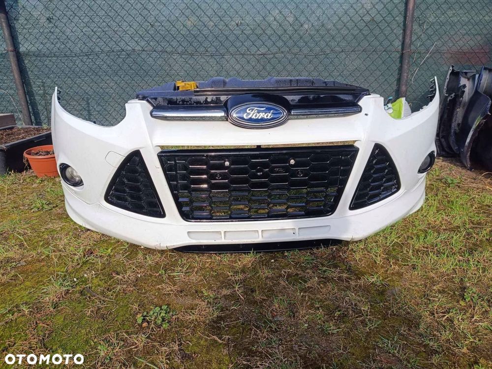 zderzak przedni ford focus mk3 2012 rok - 2