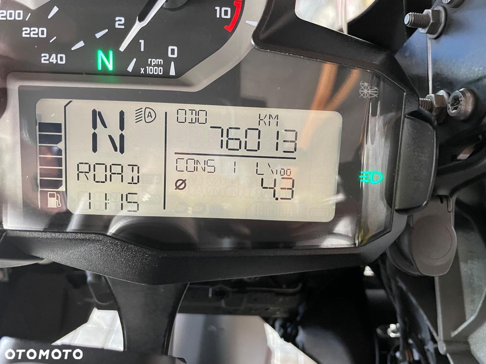 BMW R - 9