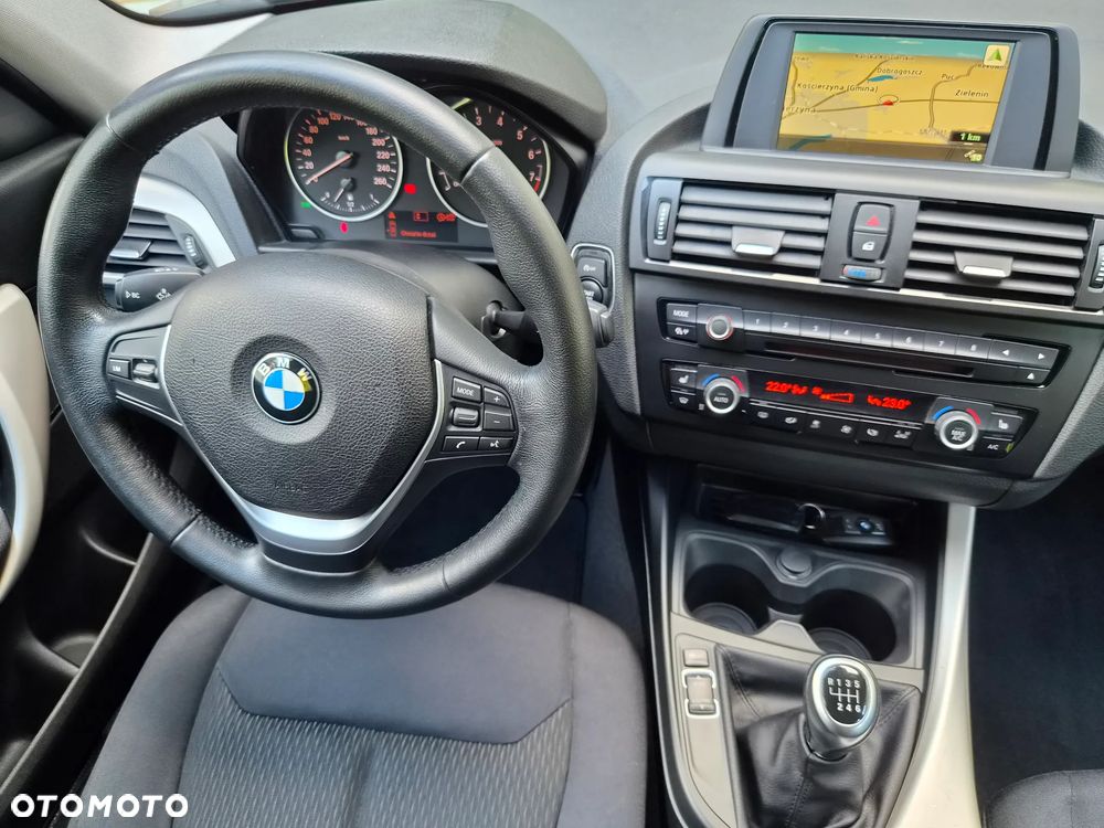 BMW Seria 1 116i Sport Line - 9