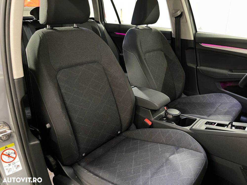 Volkswagen Golf 1.5 eTSI ACT DSG MHEV Life - 11
