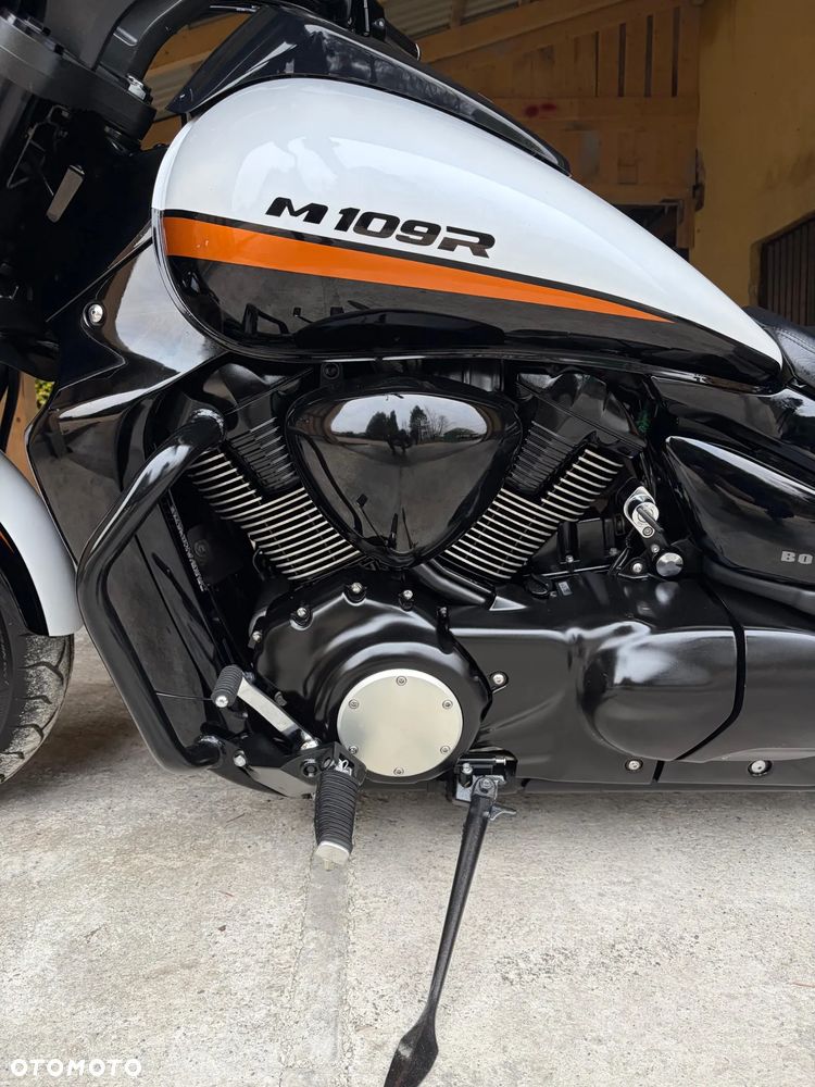 Suzuki Intruder - 37