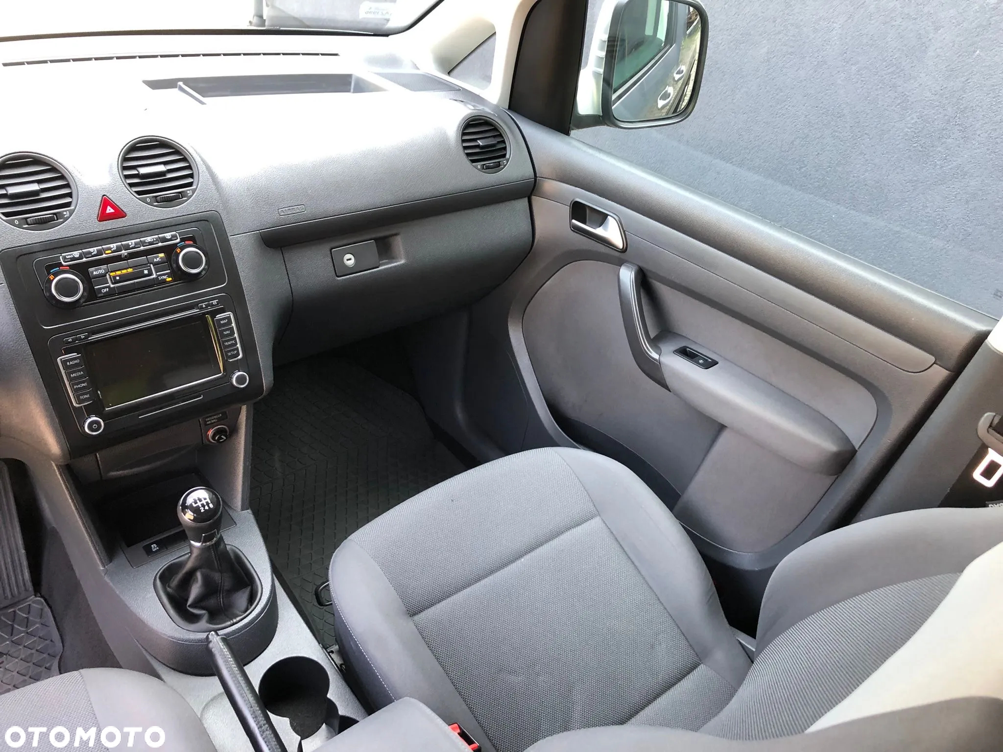 Volkswagen Caddy 2.0 TDI Comfortline - 8