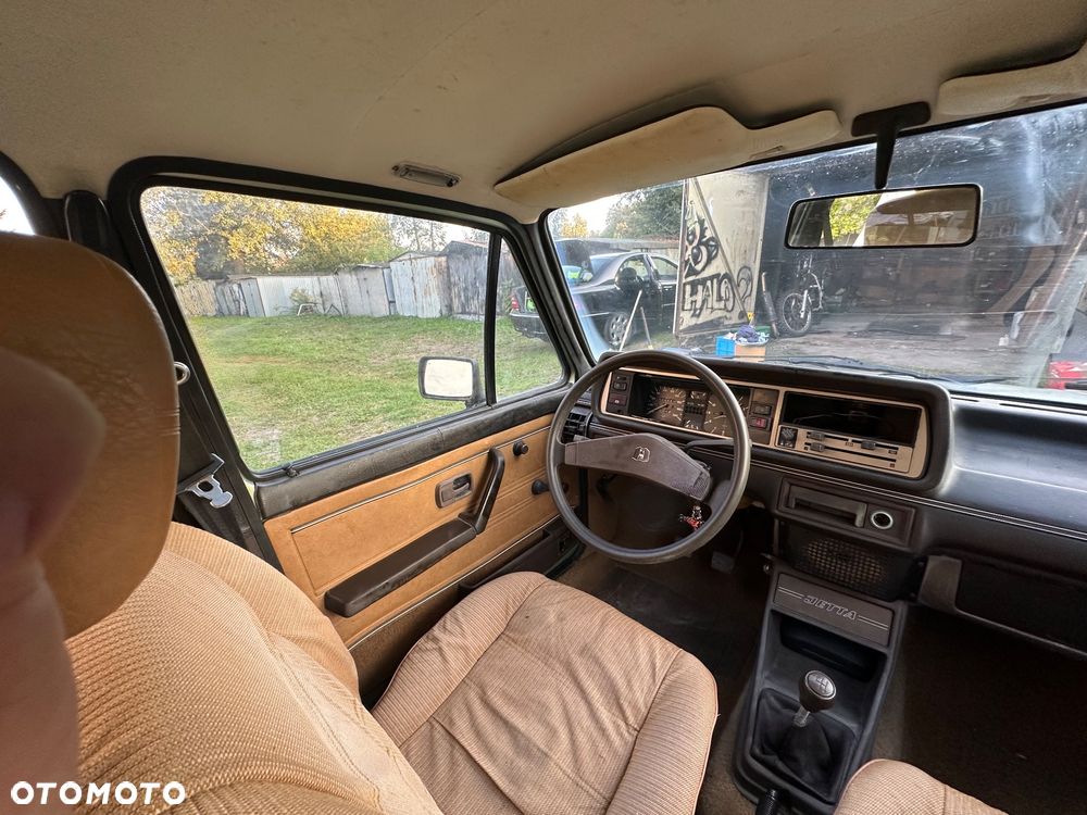 Volkswagen Jetta - 10