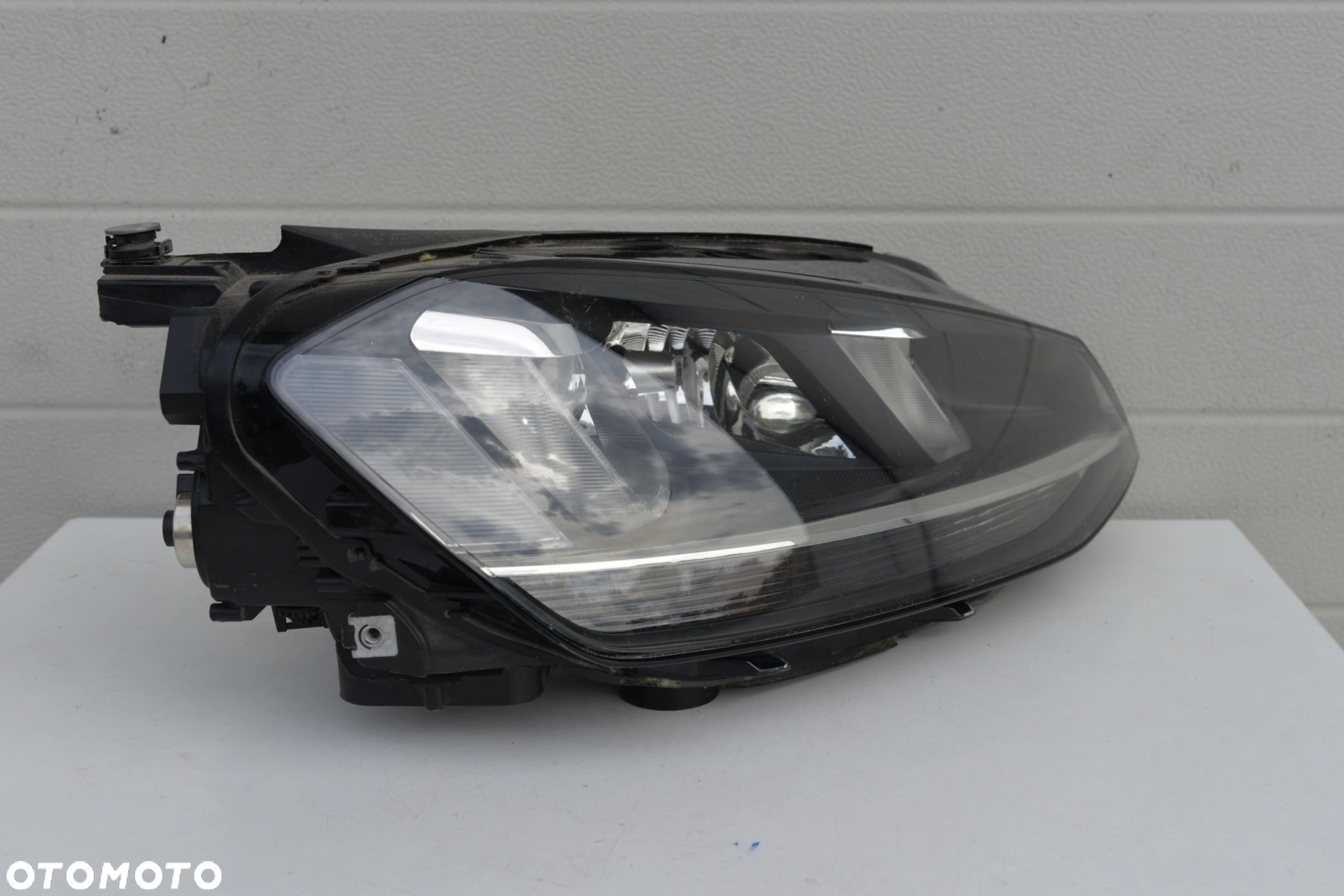 VW GOLF 7 VII 2013-2016 LAMPA REFLEKTOR PRZEDNI BI-XENON 10-PIN 5G1941034 - 2