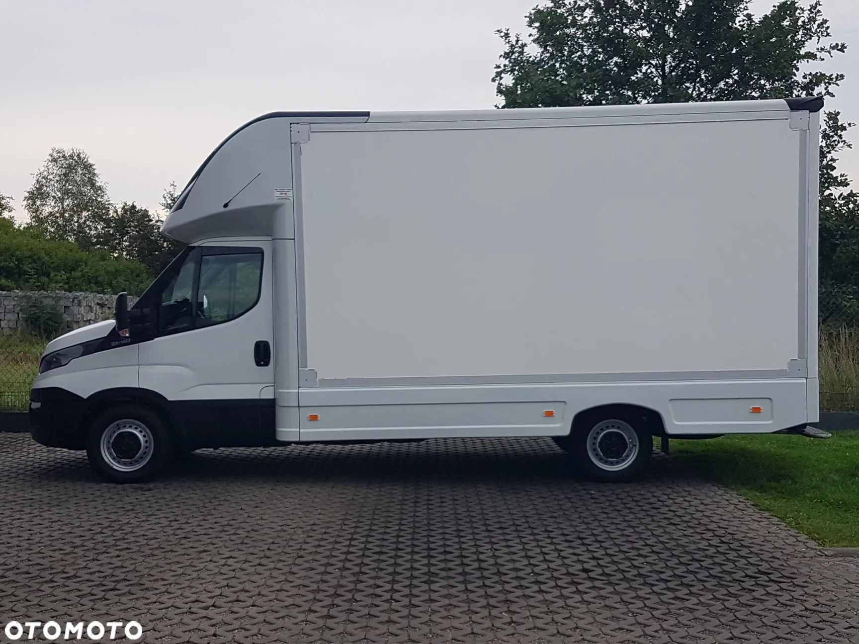 Iveco DAILY KONTENER NISKOPODŁOGOWY 4,31x2,24x2,43 FOODTRUCK SKLEP KAMPER KLIMA BAR KONIOWÓZ - 11