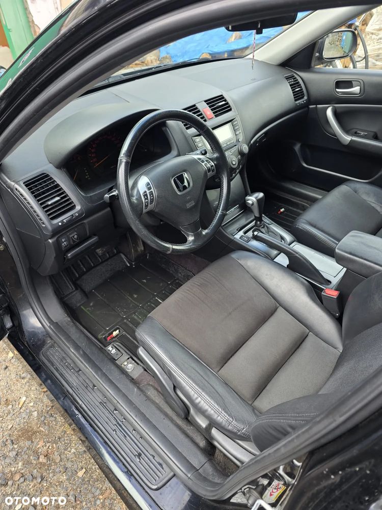 Honda Accord 2.0 Comfort - 10