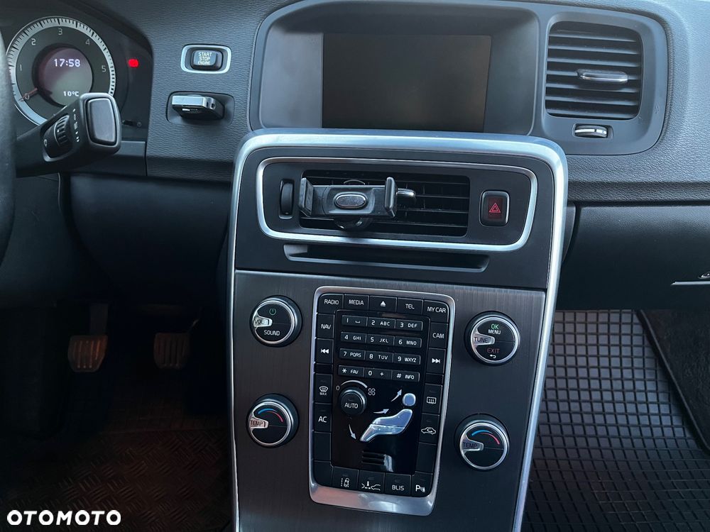 Volvo S60 D3 - 14