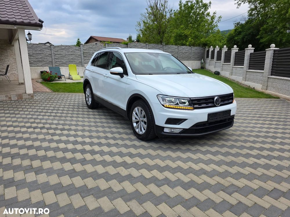 Volkswagen Tiguan - 2