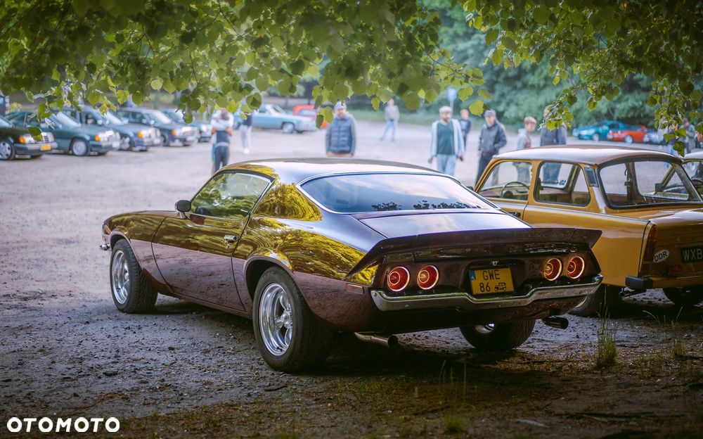 Chevrolet Camaro - 2