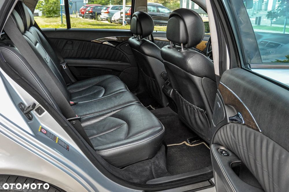 Mercedes-Benz Klasa E 320 CDI 4-Matic Avantgarde - 13