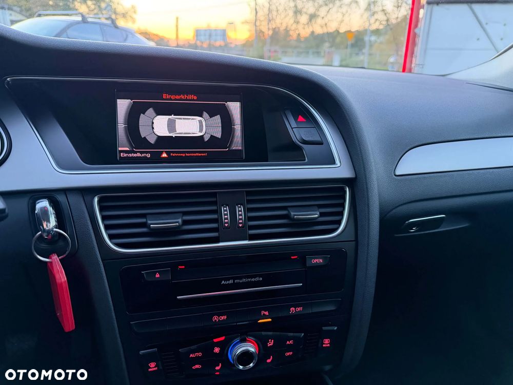 Audi A4 Avant 2.0 TDI DPF quattro Attraction - 24