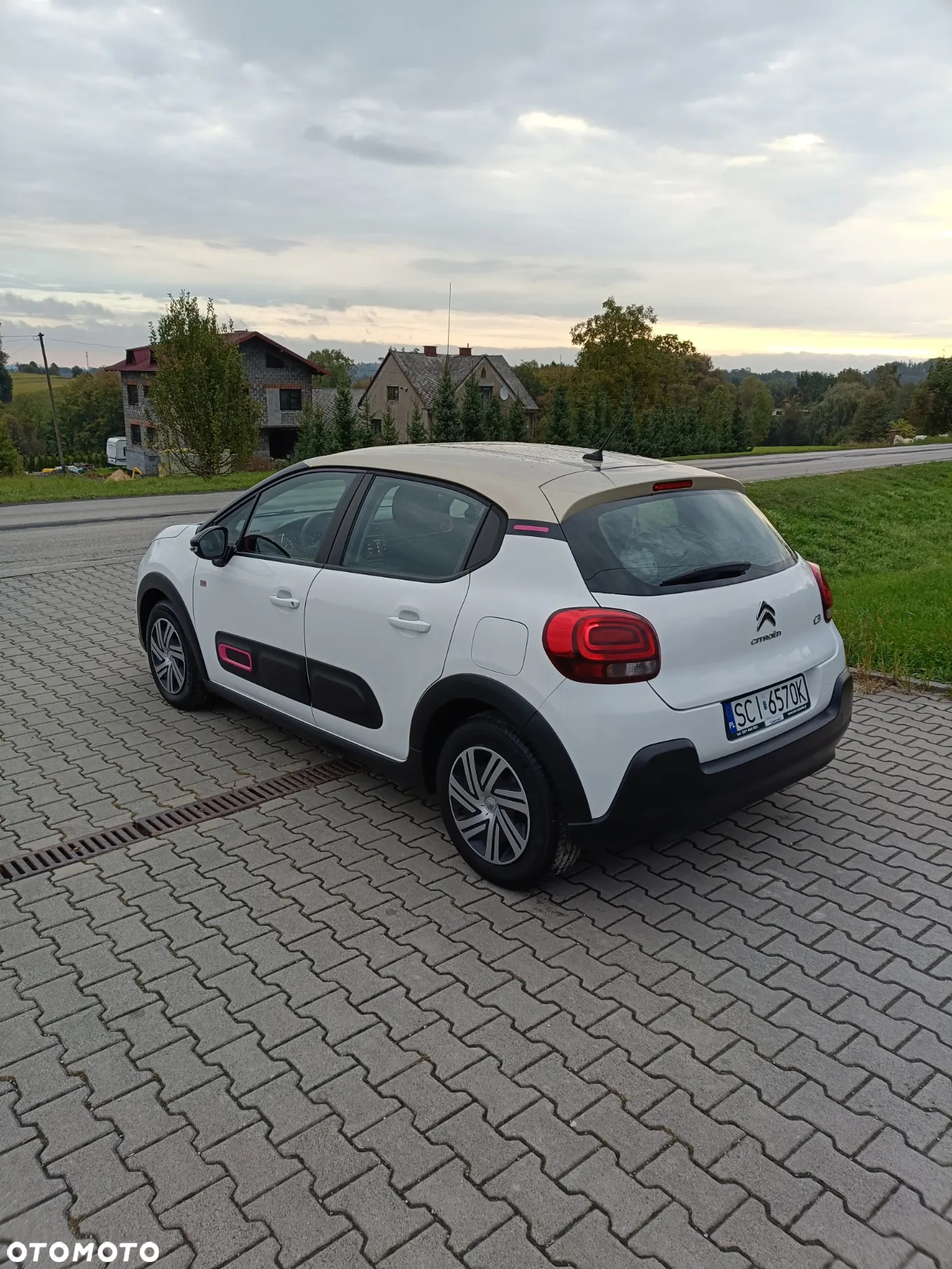 Citroën C3 1.5 BlueHDi Feel S&S - 4