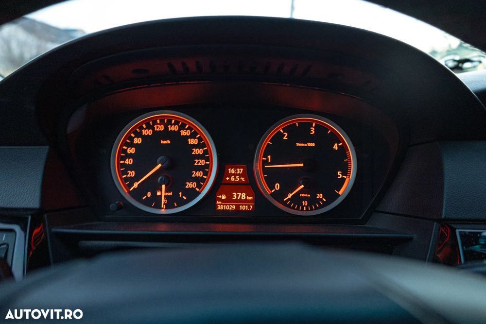 BMW Seria 5 520d - 6