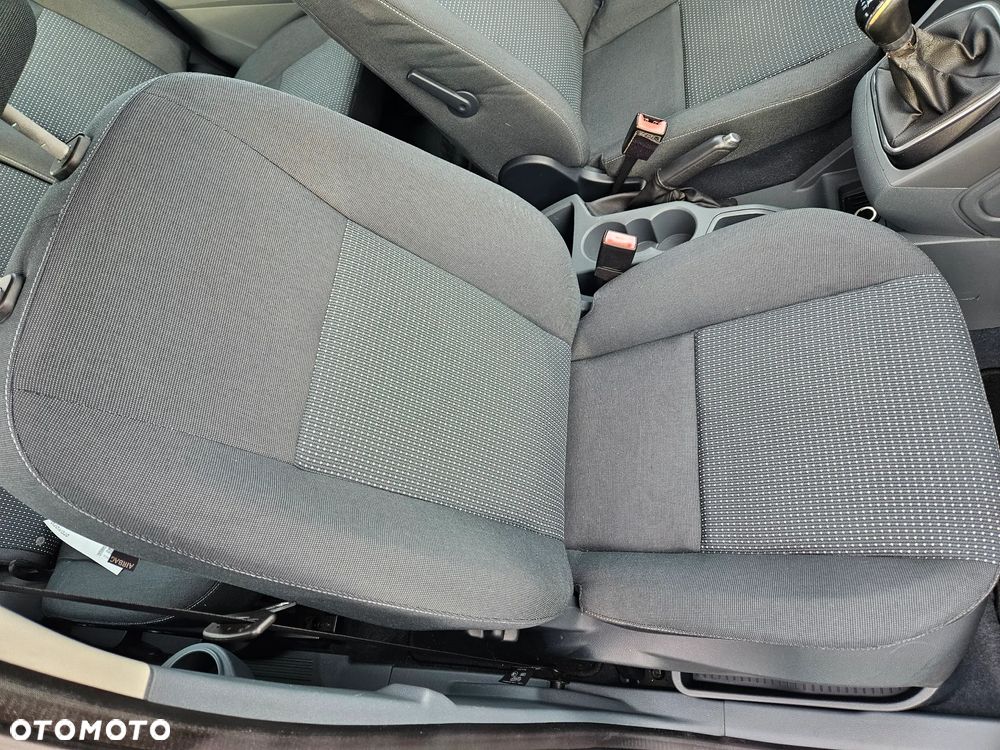 Ford Grand C-MAX 1.6 Titanium - 16