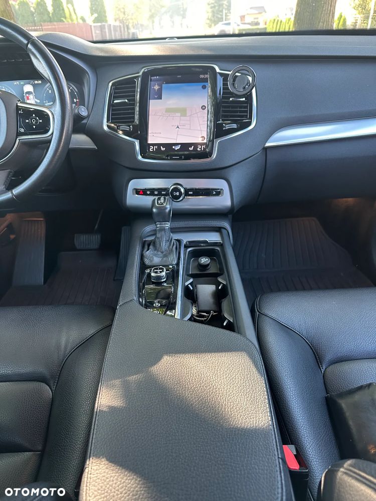 Volvo XC 90 D5 AWD Momentum - 19