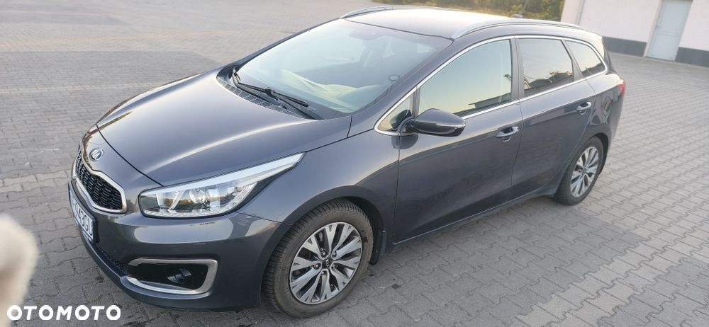 Kia Ceed - 1