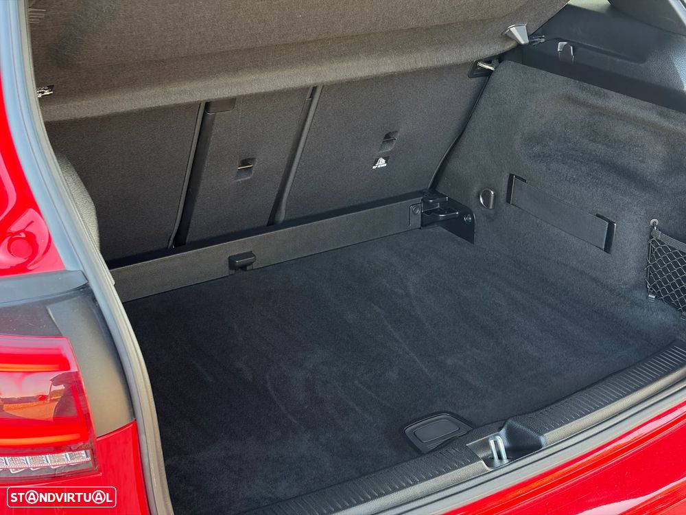 Mercedes-Benz B 180 7G-DCT Progressive - 20