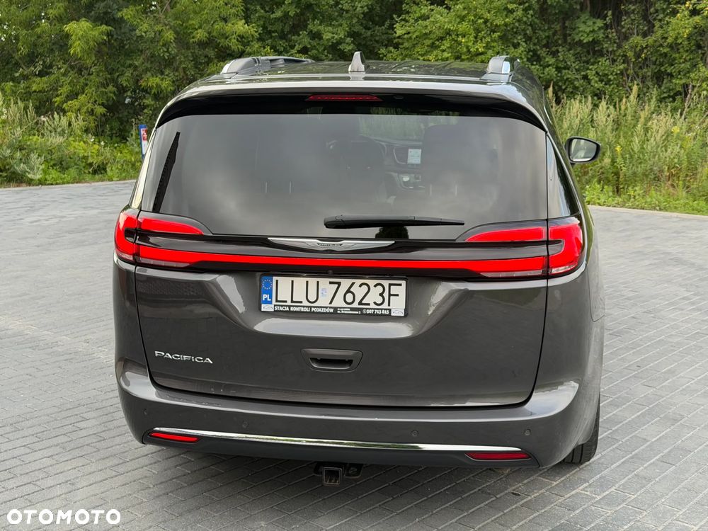 Chrysler Pacifica - 9