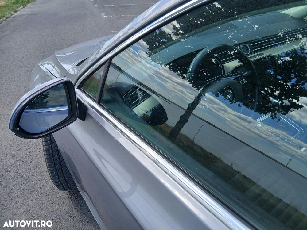 Volkswagen Passat 2.0 TDI DSG Comfortline - 11