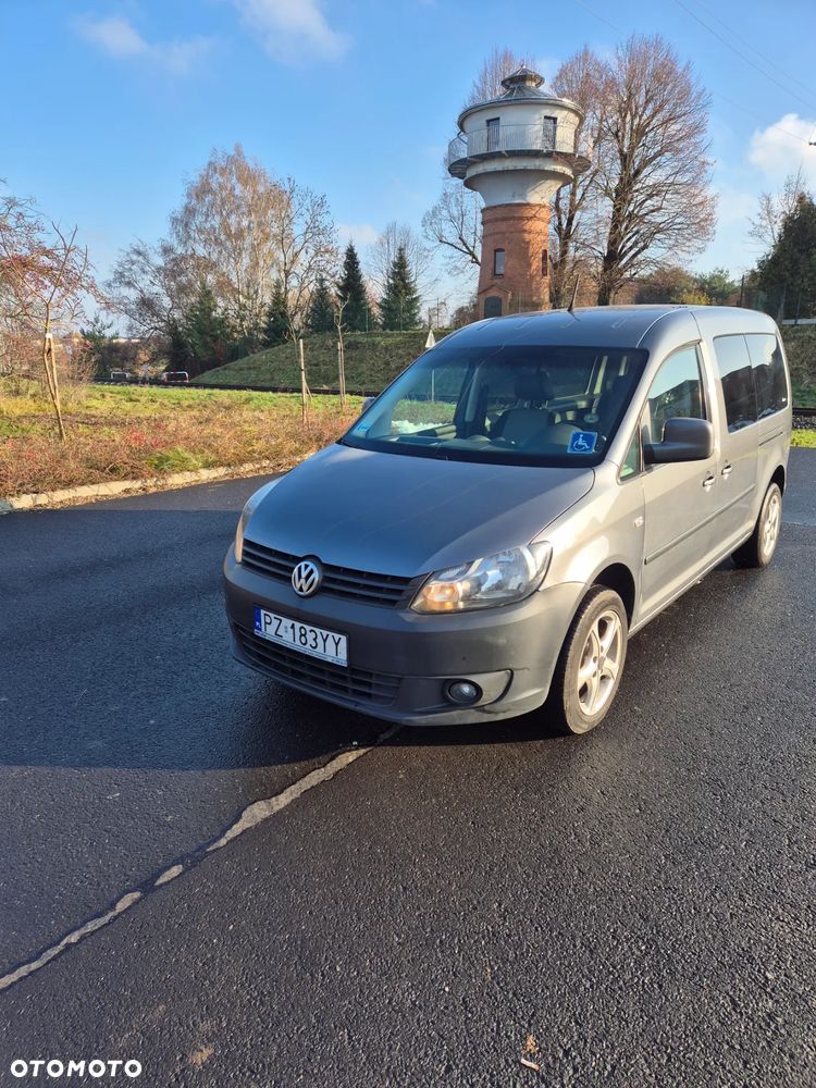 Volkswagen Caddy Maxi Comfortline DSG - 2