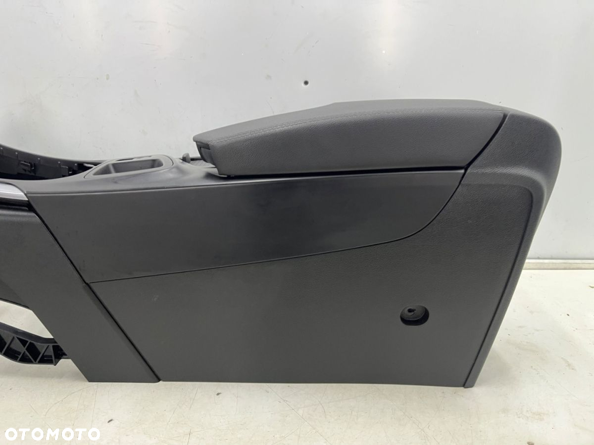 Tunel środkowy Opel Insignia A 08-11r. podłokietnik skórzany aux BEZ usb EUROPA - 15