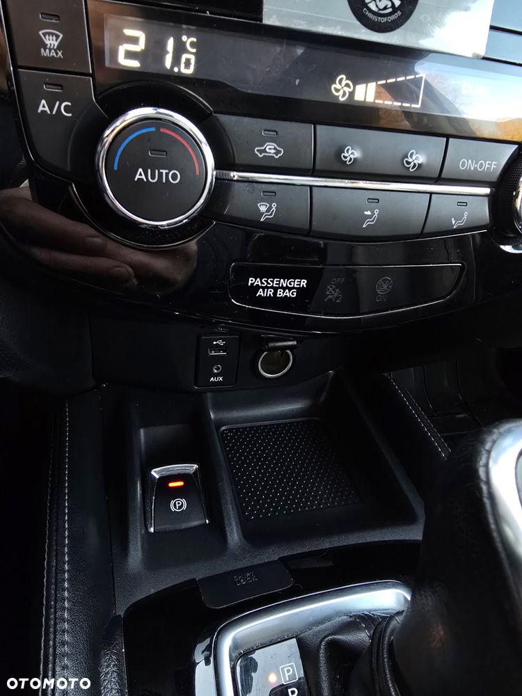 Nissan X-Trail 2.0 dCi Tekna Xtronic 4WD - 17