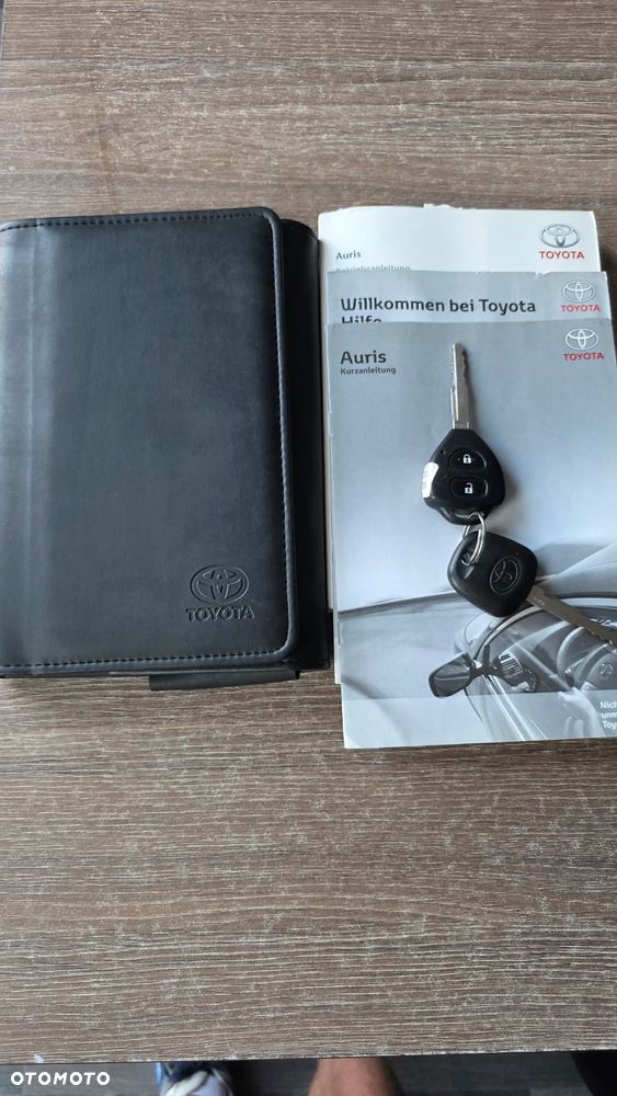 Toyota Auris 1.33 Dual-VVT-i Life Plus - 27