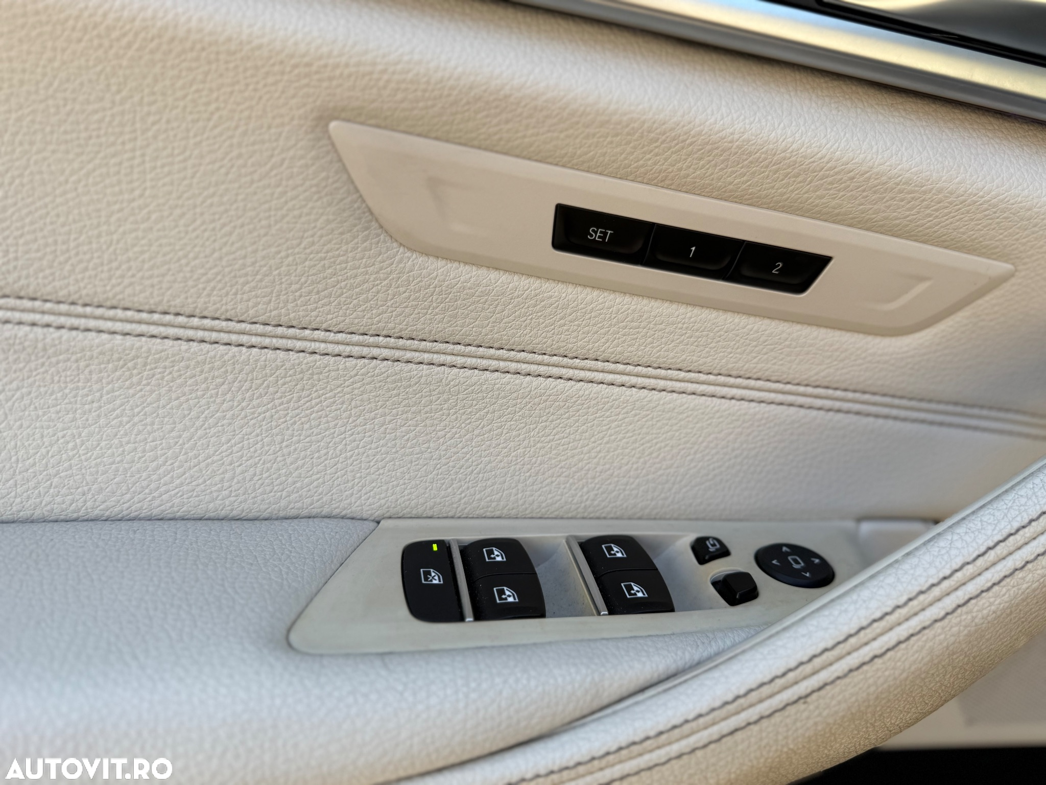 BMW Seria 5 530d xDrive AT MHEV - 9